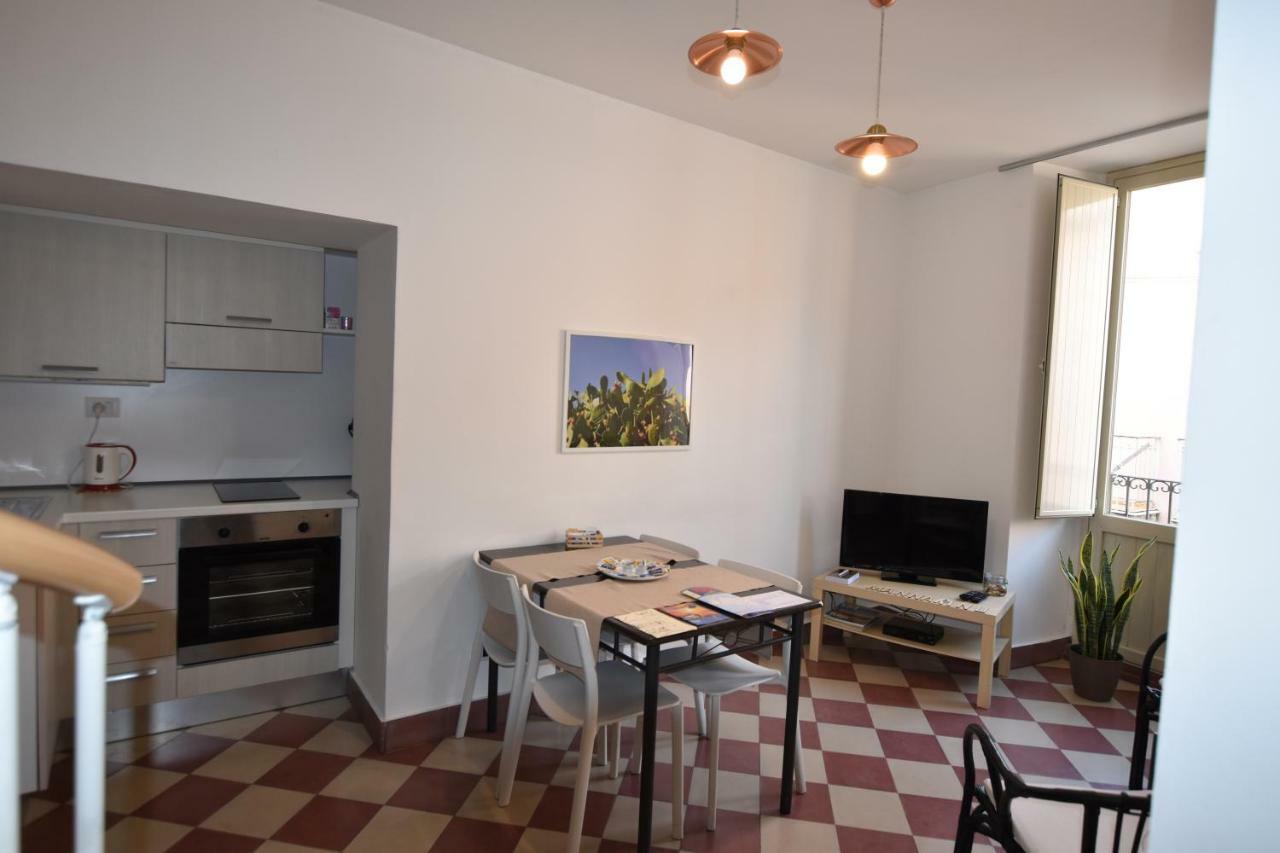 Tambu Apartments Catania Ngoại thất bức ảnh